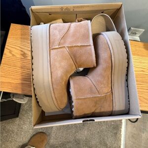 UGG Chestnut Platform Shoes